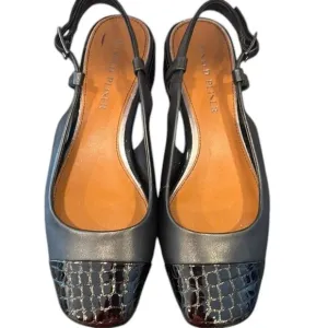 Donald Pliner Davina Leather Slingback Cap Toe Pumps – Size 8