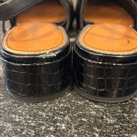 Donald Pliner Davina Leather Slingback Cap Toe Pumps – Size 8