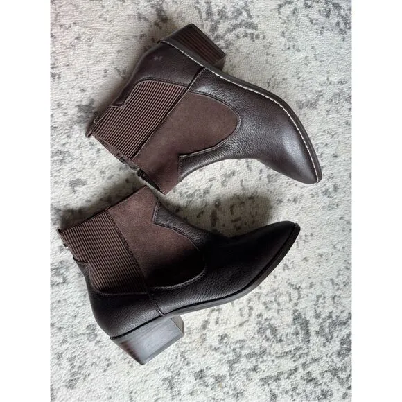 DONALD PLINER Gazzi NWOB Brown Leather  Suede Ankle Bootie