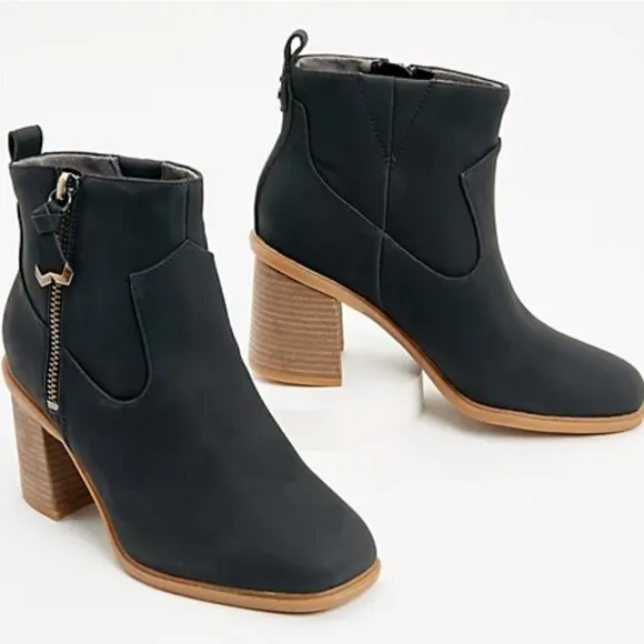 Dr. Scholl's Side Zip Ankle Boots - Rodeo