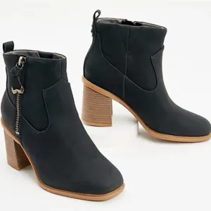 Dr. Scholl's Side Zip Ankle Boots - Rodeo