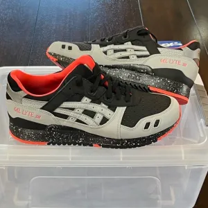 DS 2016 ASICS GEL LYTE III 3 BLACK/MANGO/CEMENT/3M MENS SHOES SIZE 8.5 RARE