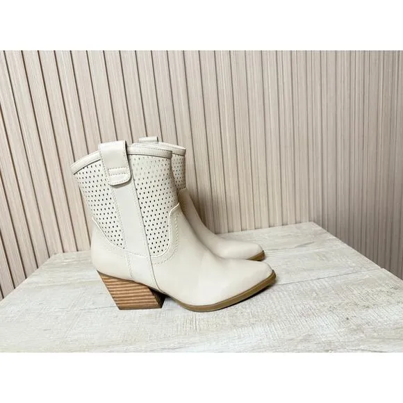 DV Dolce Vita Kirby Western/Cowboy Bootie In Ivory Women's Shoes Size 6