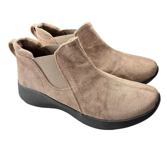 Earth Origins Dayana Casual Taupe Ankle Boots Size 8.5 Cushion Comfort NEW
