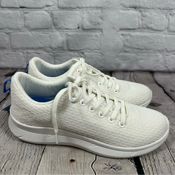 Easy Spirit 3.0 Sneaker Walking Cushioning Memory Foam Laces Up White Skylar2 9M