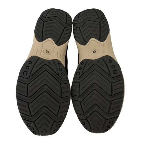 Easy Spirit Brown Traveltime Classic Clogs NIB