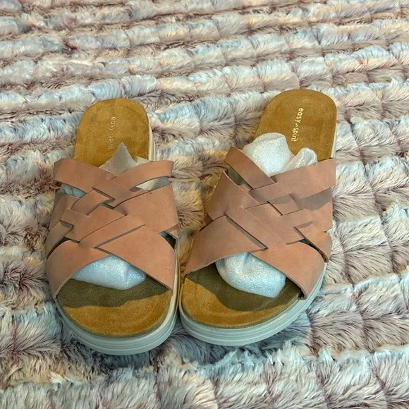 Easy Spirit Women Slide on shoes 9.5