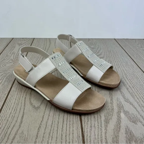 Easy Spirit Women's Hazel Rhinestone Embellished Slingback Sandals 9M Ivory $79
