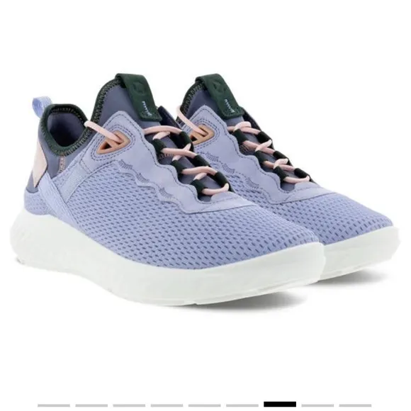ECCO WOMEN'S ATH-1FW SNEAKER