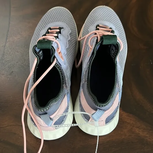 ECCO WOMEN'S ATH-1FW SNEAKER