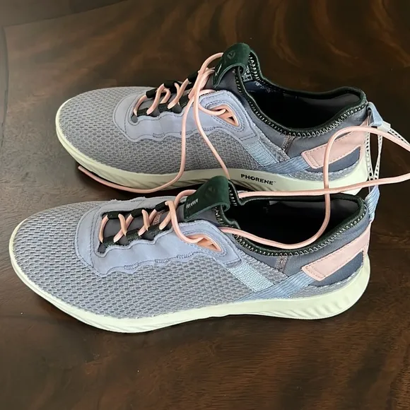 ECCO WOMEN'S ATH-1FW SNEAKER