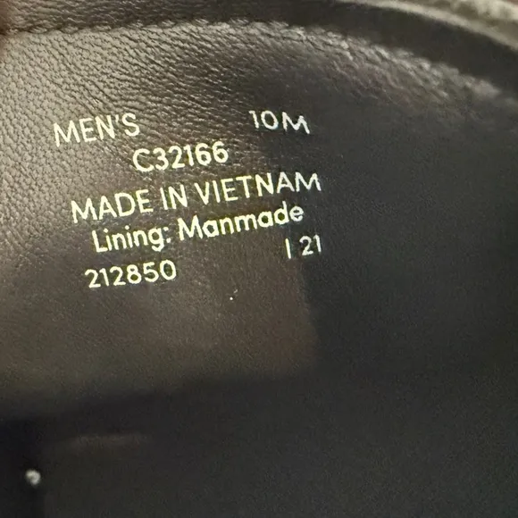 EUC - Cole Haan GrandSeries Like New C32166 Black Leather Sneakers – Men’s 10M