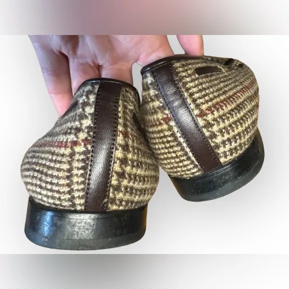 EUC Dapper Lane Wellington Brown Tweed Tassel Loafer/Slipper