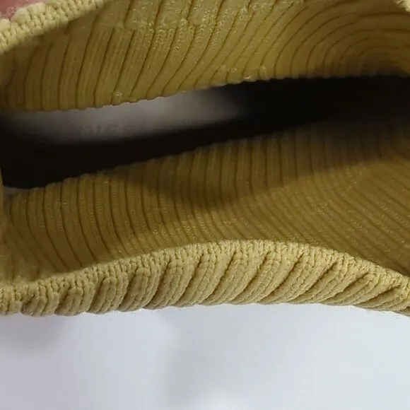 Everlane Glove Boot Gold Knit Pull On Bootie Ankle Heeled Shoes Womens Size 6.5