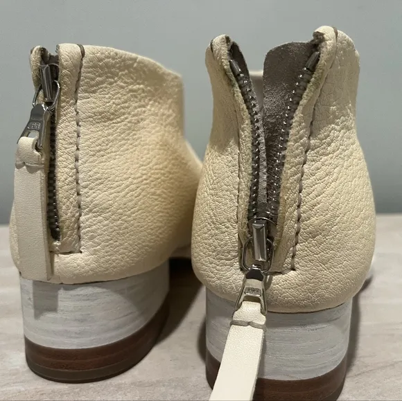 FEIT Ceremonial Mid Heel Boot  Size 36.  EUC