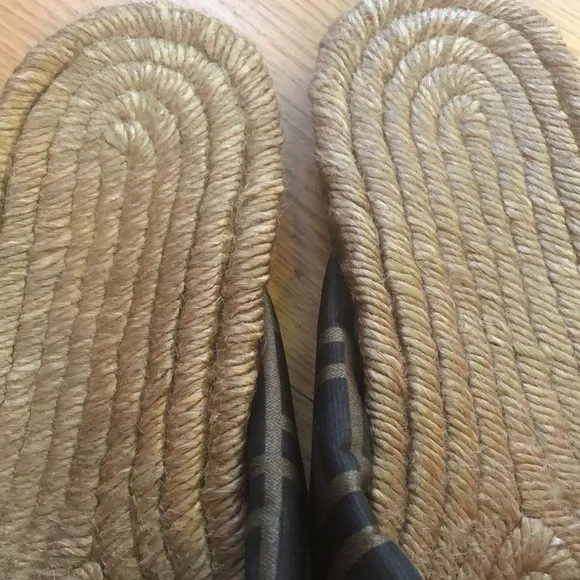 Fendi Espadrille Sandals Size 38 1/2 in EUC