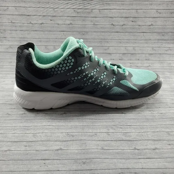 Fila Green Gray Running Shoes‎ Sneakers Memory Speedstride 5RW00022-057 Size 9.5