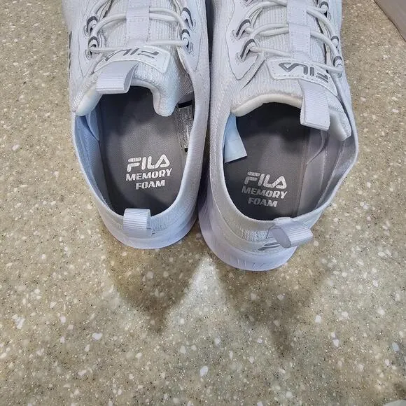 Fila Memory Skyway 2.0 Air Mesh Sneakers White Women's Size 8.5 Wide Width