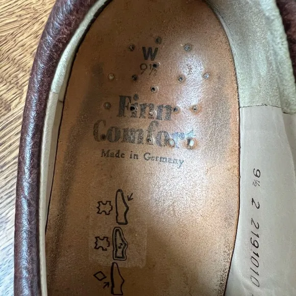 FINN COMFORT GERMANY Dijon Brown Textured Leather Shoes Academia Classic 9.5