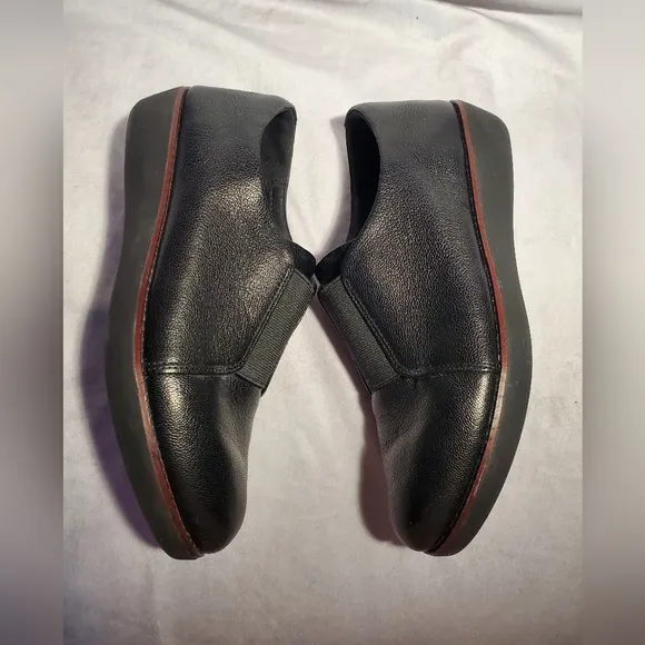 Fitflop Women's Laceless Derby Slip On Size 8.5