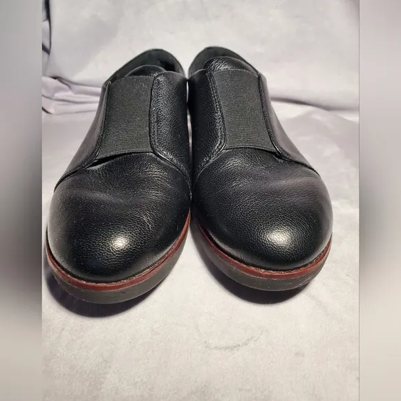 Fitflop Women's Laceless Derby Slip On Size 8.5