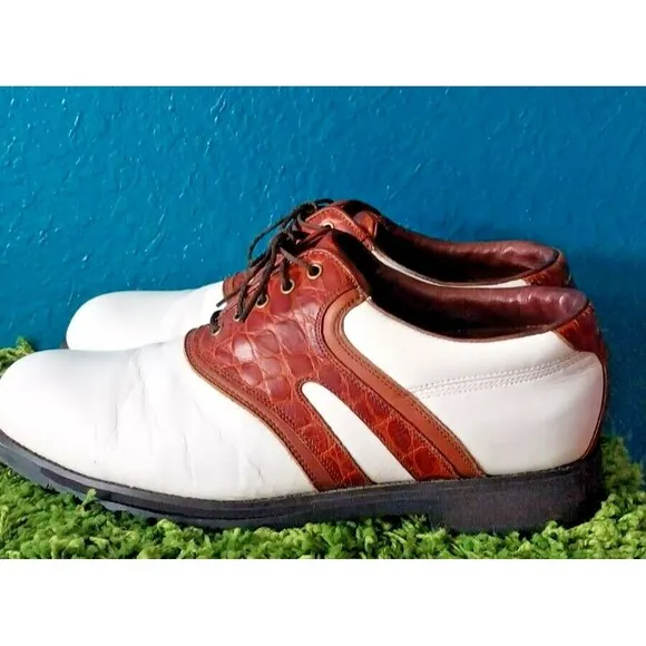 Florsheim Spikeless White/Brown Magneforce Golf Shoes Size 9.5 Men's