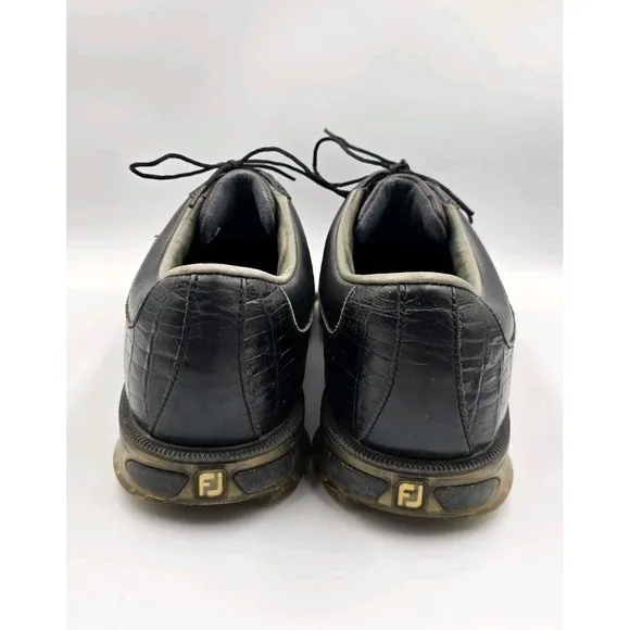 Footjoy FJ Dryjoys Tour Golf Shoes 10W Wide Black Spiked