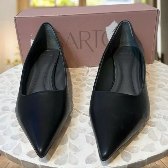 Franco Sarto Diva Women’s Leather Kitten Heel Pumps