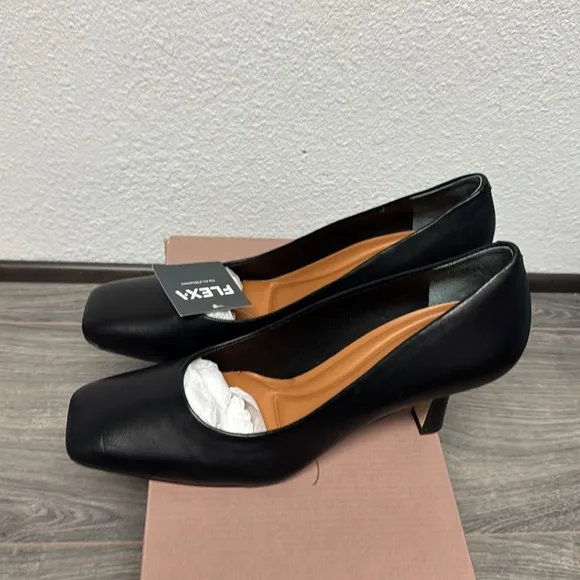 Franco Sarto Flexa Aela Pump In Black Leather