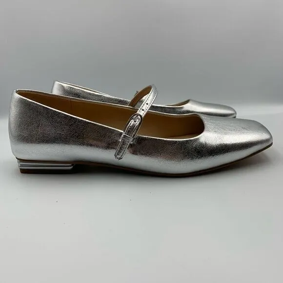 Franco Sarto Tinsley Mary Jane Flat in Silver Faux Leather Size 8