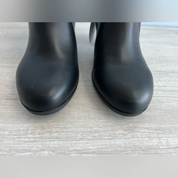 Giani Bernini Memory Foam Artemyss Booties Size 9