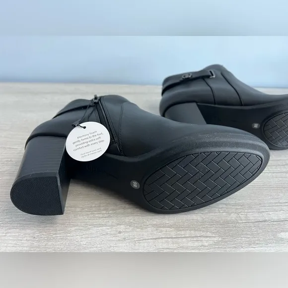 Giani Bernini Memory Foam Artemyss Booties Size 9
