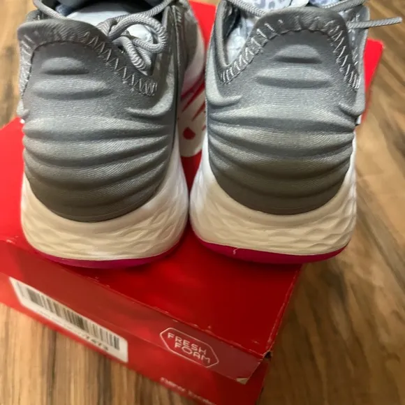 Girl’s New Balance Fresh Foam ROAV Shoes