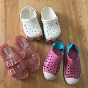 Girls size 2 summer shoes