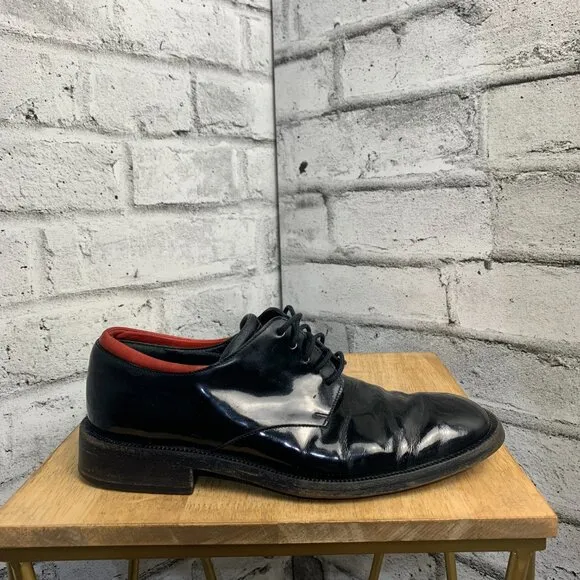Gucci Vintage 90s Black Patent Leather Square Toe Derby Shoe