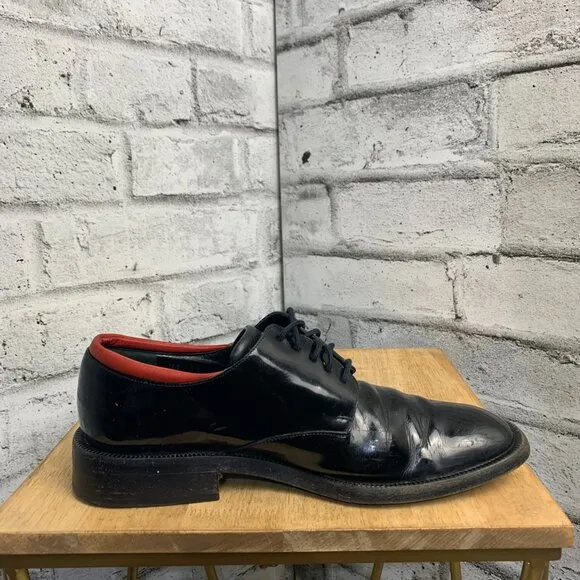 Gucci Vintage 90s Black Patent Leather Square Toe Derby Shoe