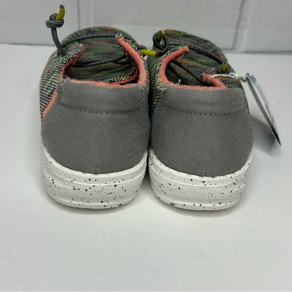 Hey Dude Wendy Slip on shoes youth size 1