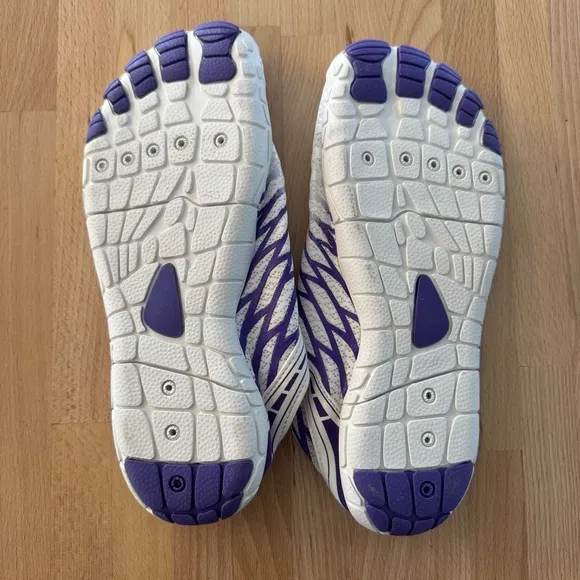 Hike Footwear Lorax summer shoes -White and Purple size 40