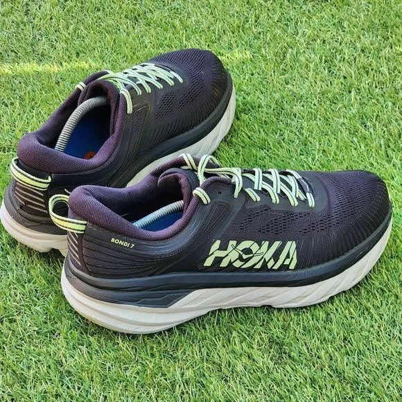 HOKA BONDI 7 - Mens Athletic Shoes - SIZE 11 **E2 WIDE ** See Pictures**