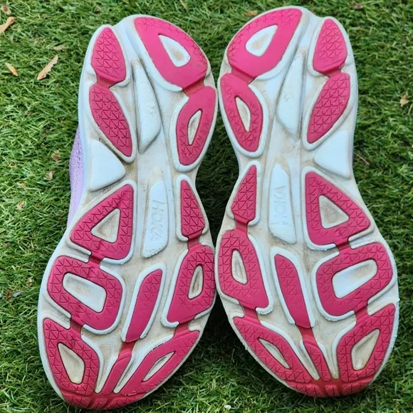 HOKA BONDI 8 - Womens Athletic Shoes - SIZE 9.5B