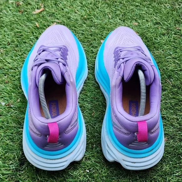HOKA BONDI 8 - Womens Athletic Shoes - SIZE 9.5B