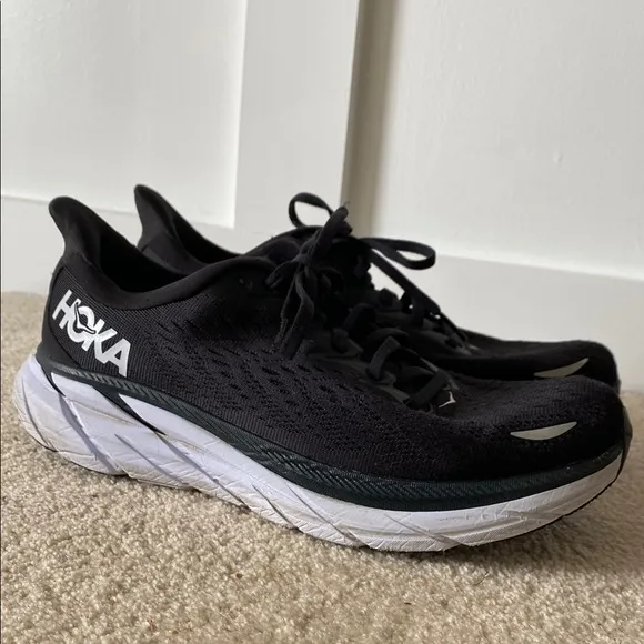 HOKA Clifton 8’s running shoes