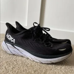 HOKA Clifton 8’s running shoes