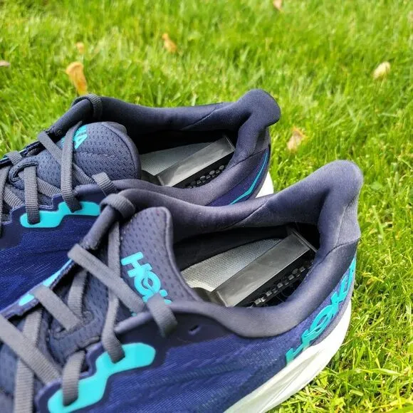 Hoka One One AHARI 6 Wide - Men's Running Shoes - Size 11 2E