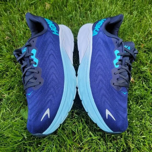 Hoka One One AHARI 6 Wide - Men's Running Shoes - Size 11 2E