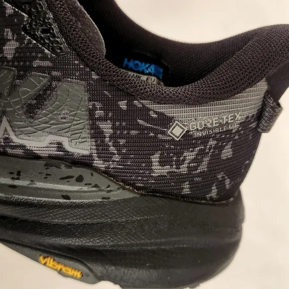 Hoka One One Men's Speedgoat 6 GTX 1155150 BCKT Black Gore-Tex Shoes 9.5 D size