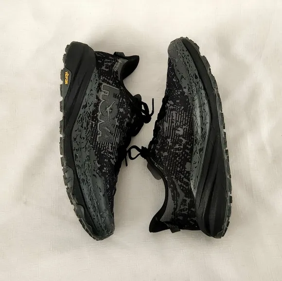 Hoka One One Men's Speedgoat 6 GTX 1155150 BCKT Black Gore-Tex Shoes 9.5 D size