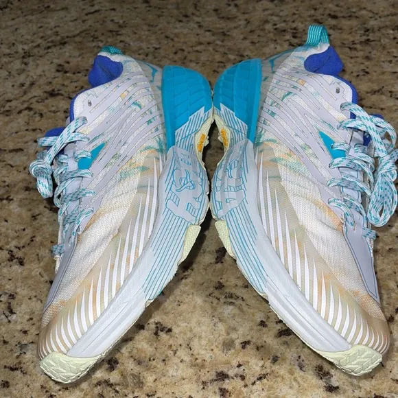 Hoka One One Speedgoat 4