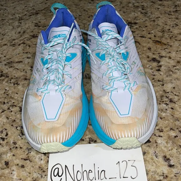 Hoka One One Speedgoat 4