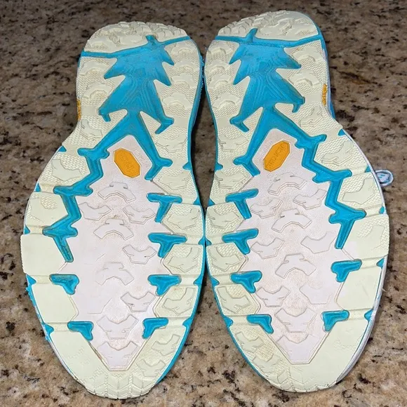 Hoka One One Speedgoat 4